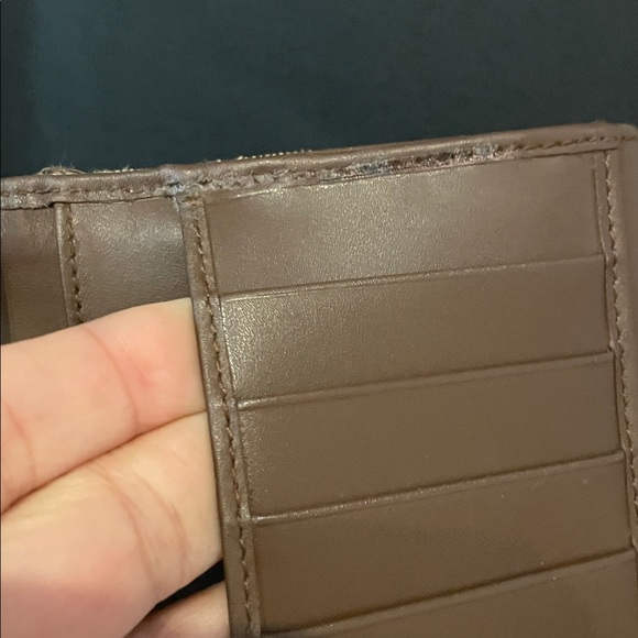 Gucci Beige and Brown iconic Monogram GG Supreme Long wallet - Picture 5 of 17